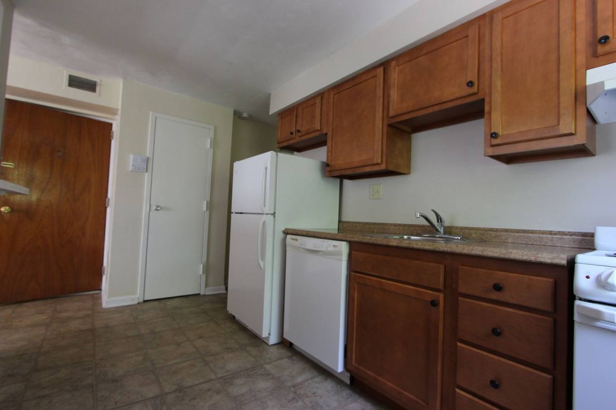 Apartment for rent at 111 Oakview Ave, Pittsburgh, PA 15218