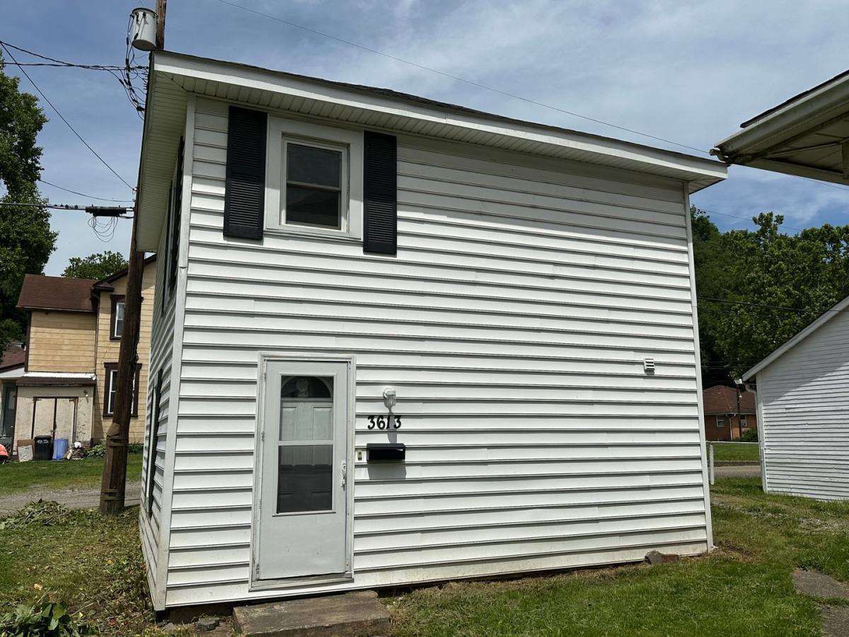 Apartment for rent at 3613 Orchard St, Weirton, WV 26062