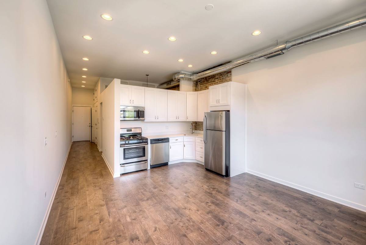 Apartment for rent at 1532 W Chicago Ave, Chicago, IL 60642