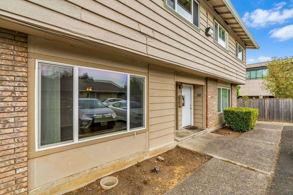 Apartment for rent at 815 SE 223rd Ave, Gresham, OR 97030