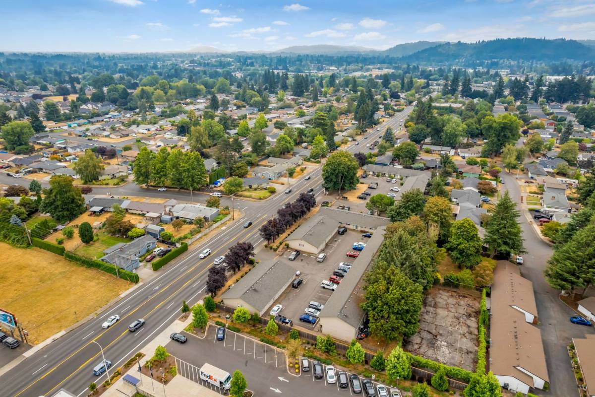 Apartment for rent at 815 SE 223rd Ave, Gresham, OR 97030