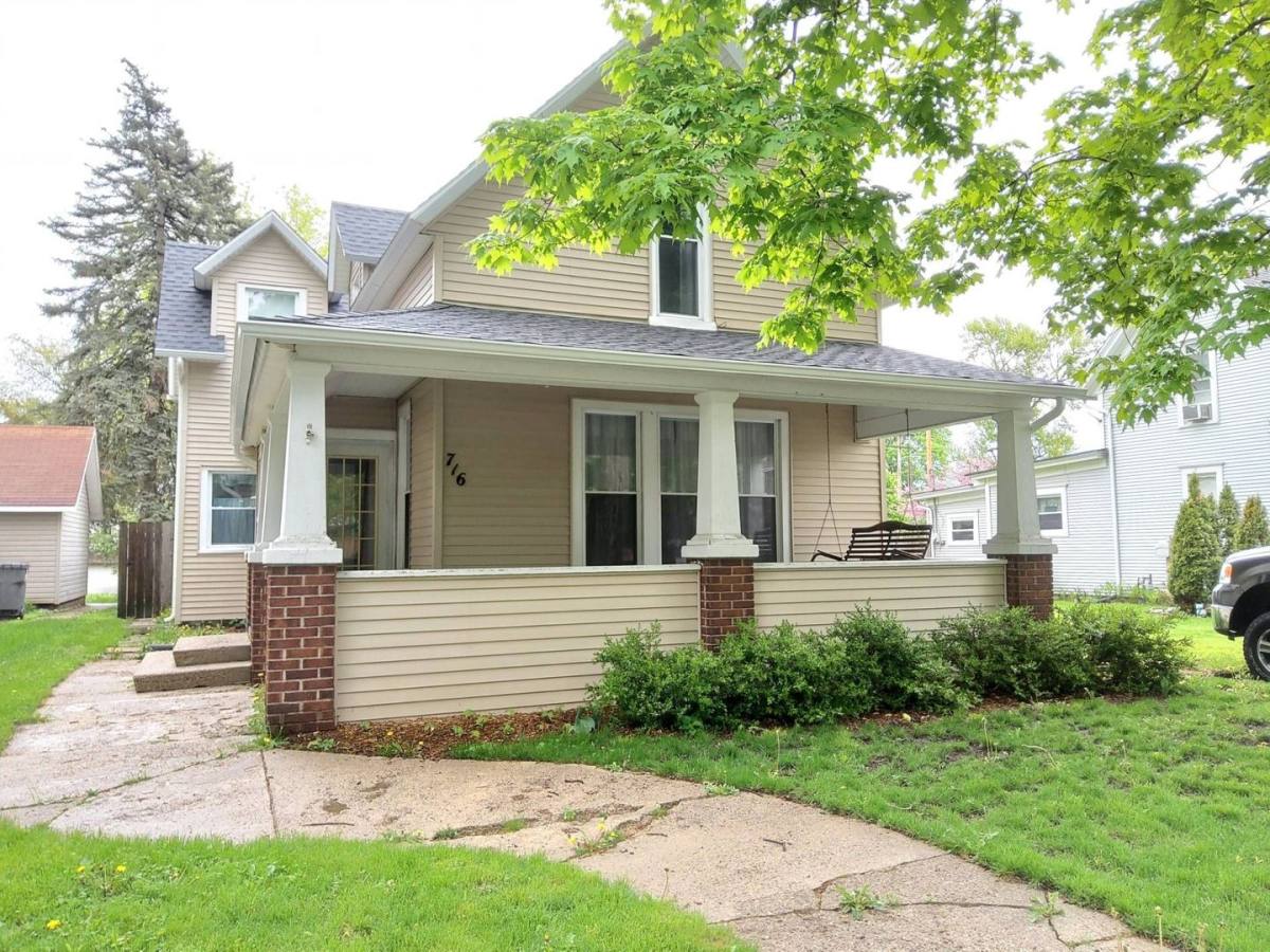 House for rent at 716 S 8th St, Goshen, IN 46526
