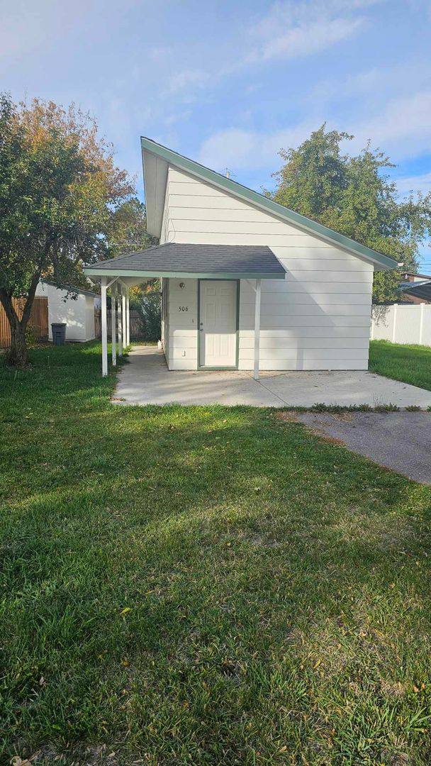 House for rent at 506 3rd St W, Polson, MT 59860