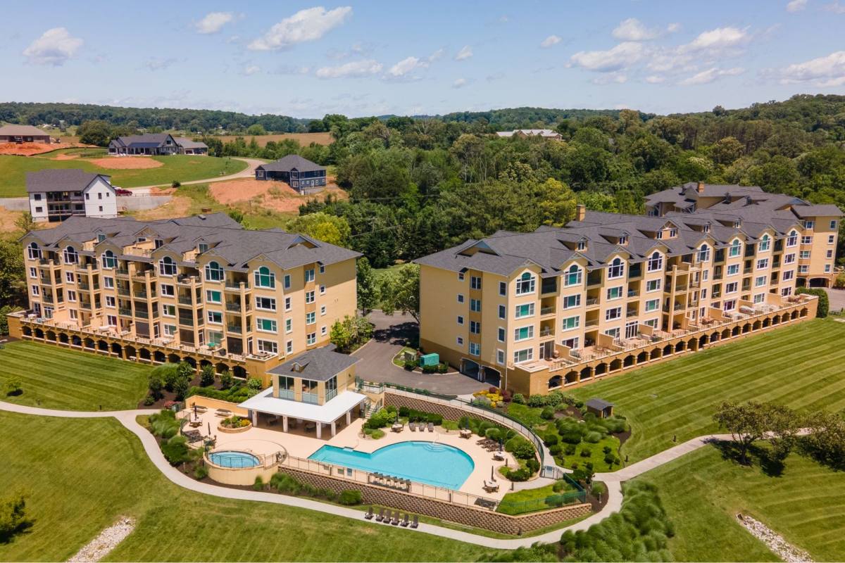 Condo for rent at 1283 Highway 305, Dandridge, TN 37725