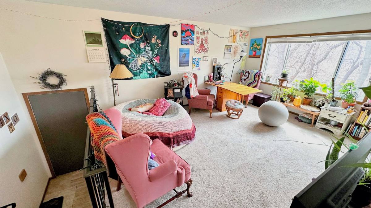 Apartment for rent at 799-801 Weeks Ave SE, Minneapolis, MN 55414
