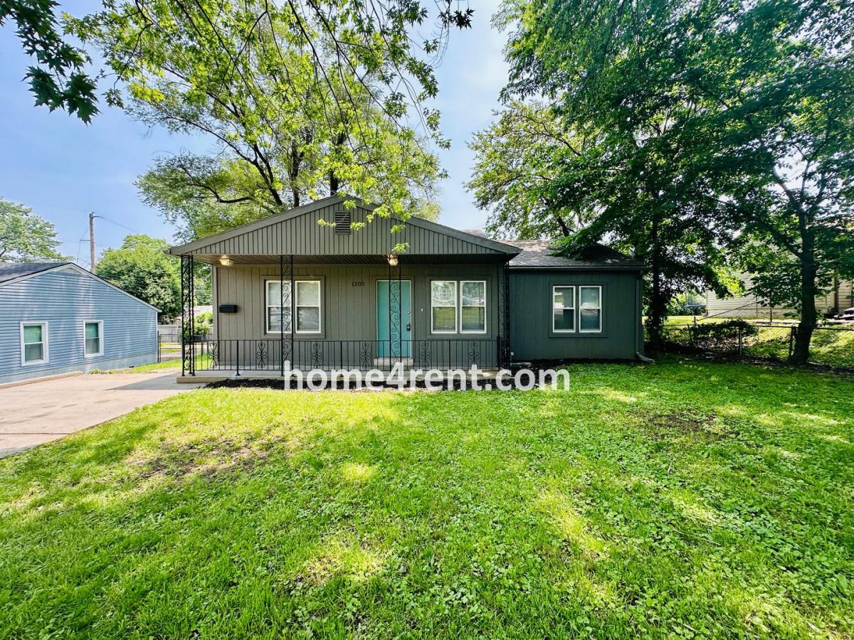 House for rent at 1205 N 39th St, Kansas City, KS 66102