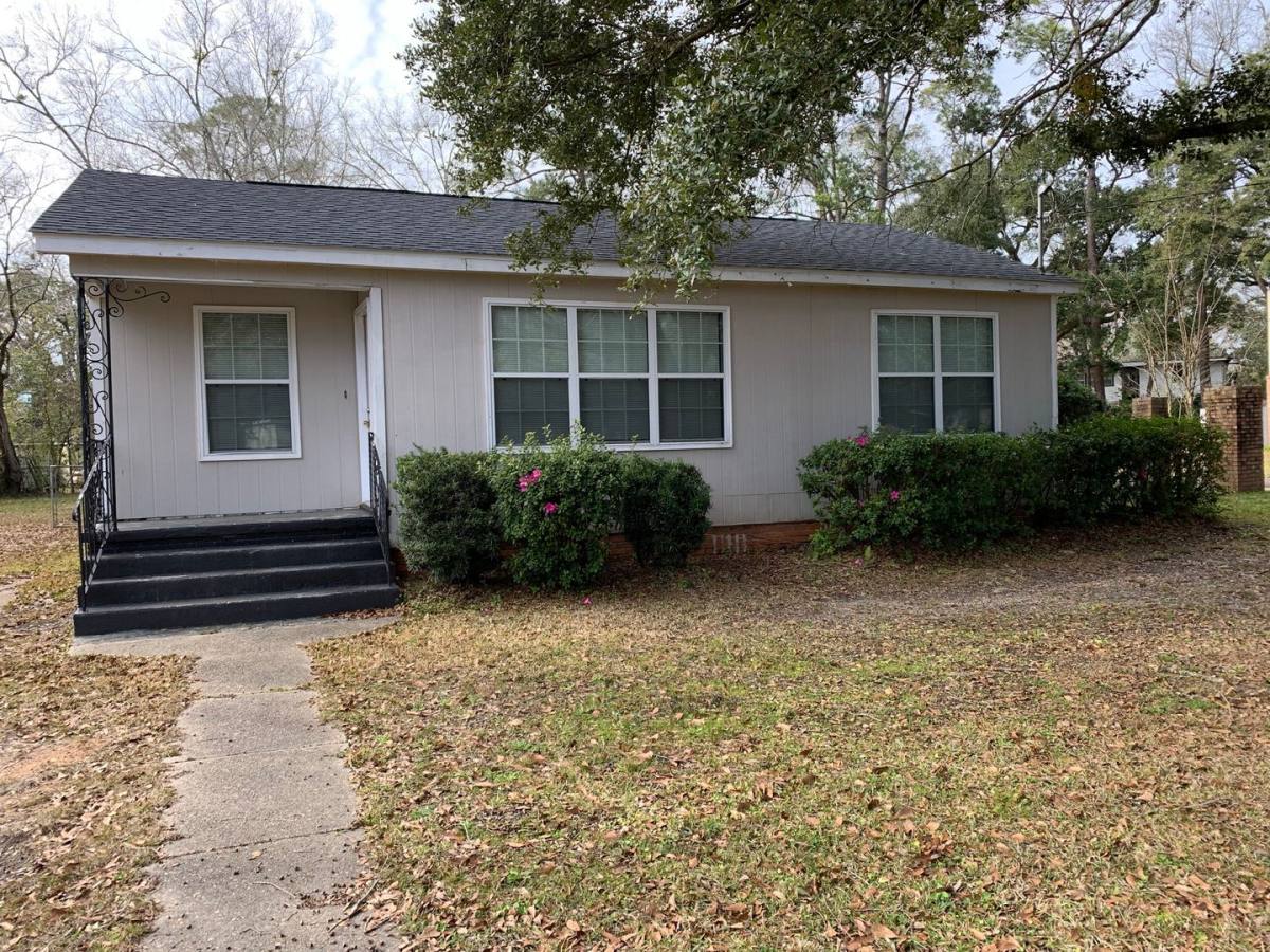 House for rent at 1600 E Martin Dr, Mobile, AL 36605