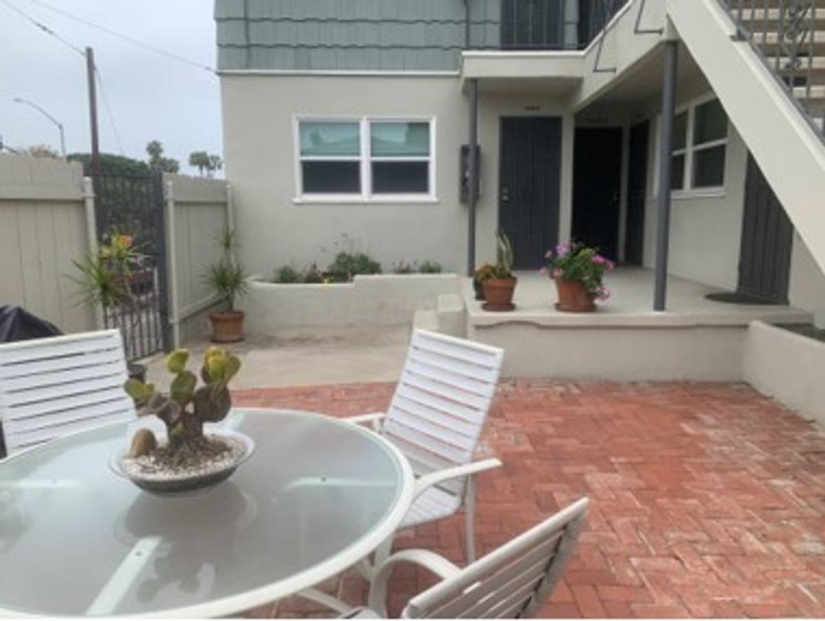 Apartment for rent at 1602 Pacific Beach Dr, San Diego, CA 92109