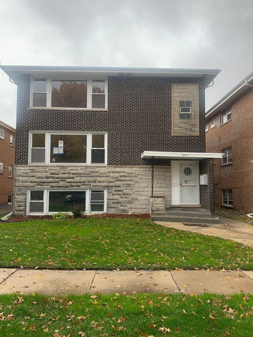 Apartment for rent at 295 Yates Ave, Calumet City, IL 60409