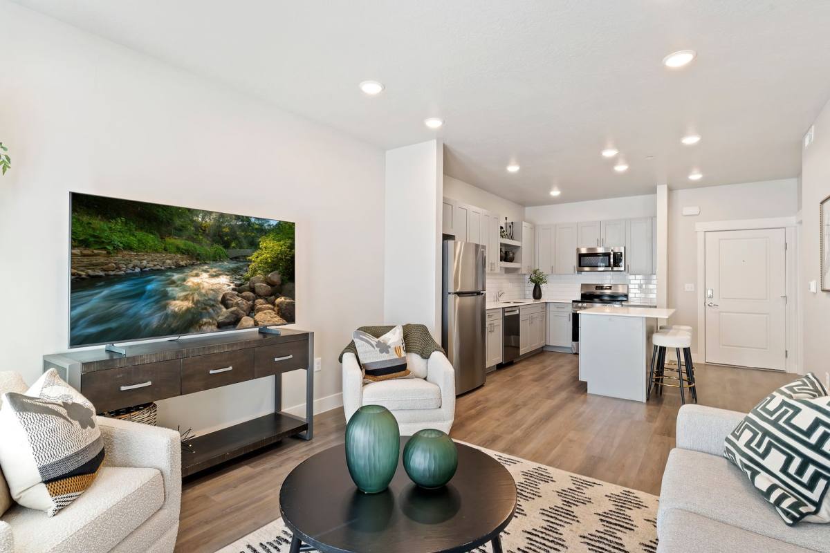 Apartment for rent at 3433 Washington Blvd, Ogden, UT 84401