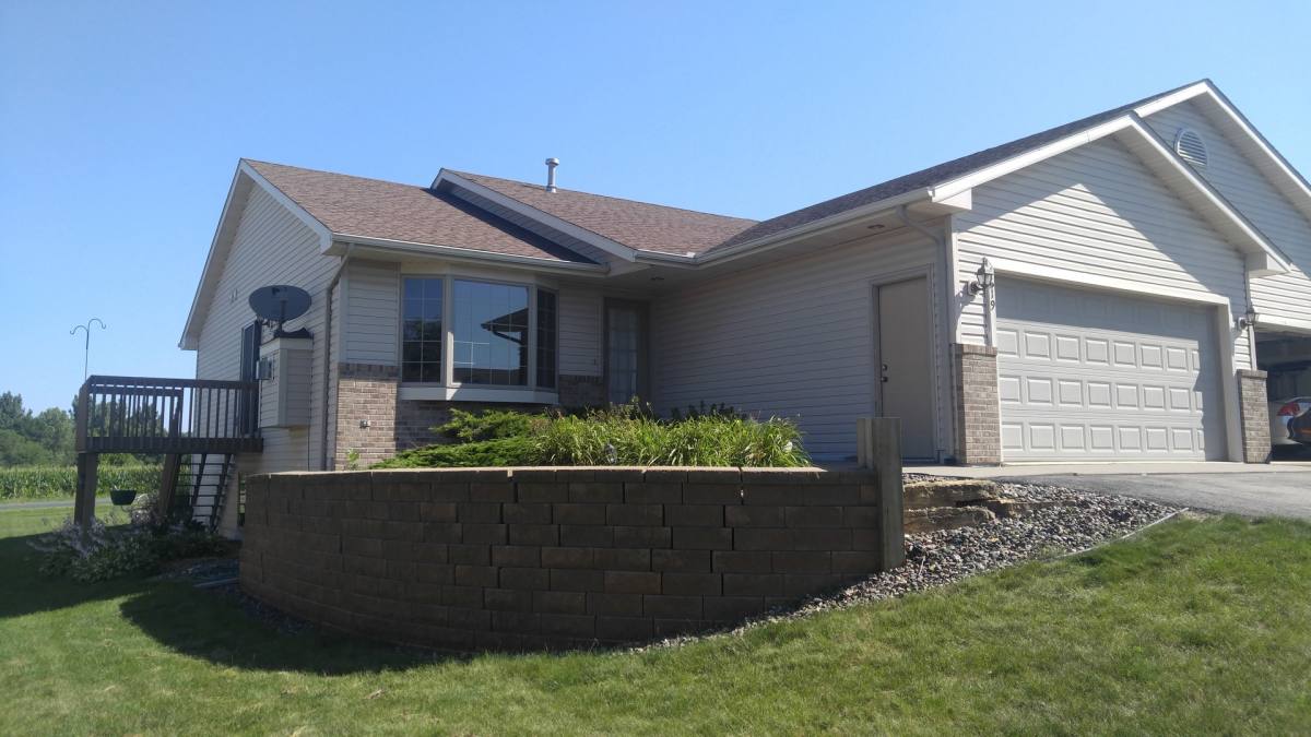 House for rent at 1619 Covey Dr, River Falls, WI 54022