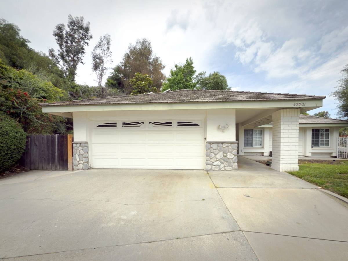House for rent at 42701 Via Del Campo, Temecula, CA 92592