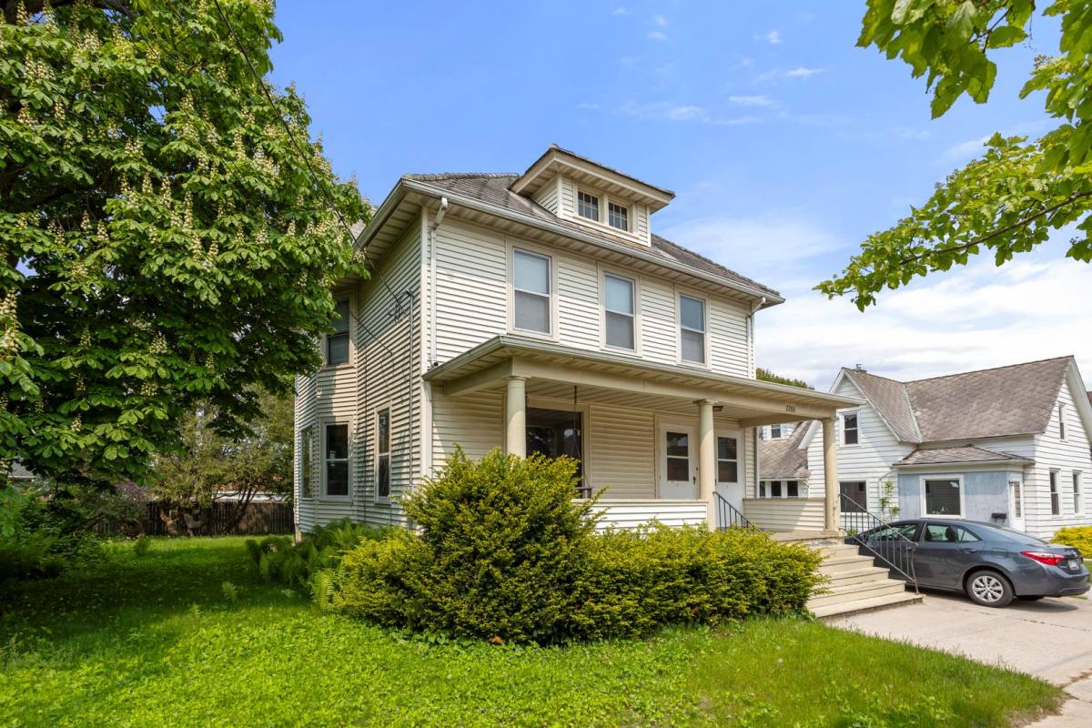Apartment for rent at 2306 Washington St, Two Rivers, WI 54241
