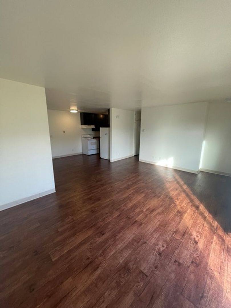 Apartment for rent at 202 W Sheila, Santa Maria, CA 93458