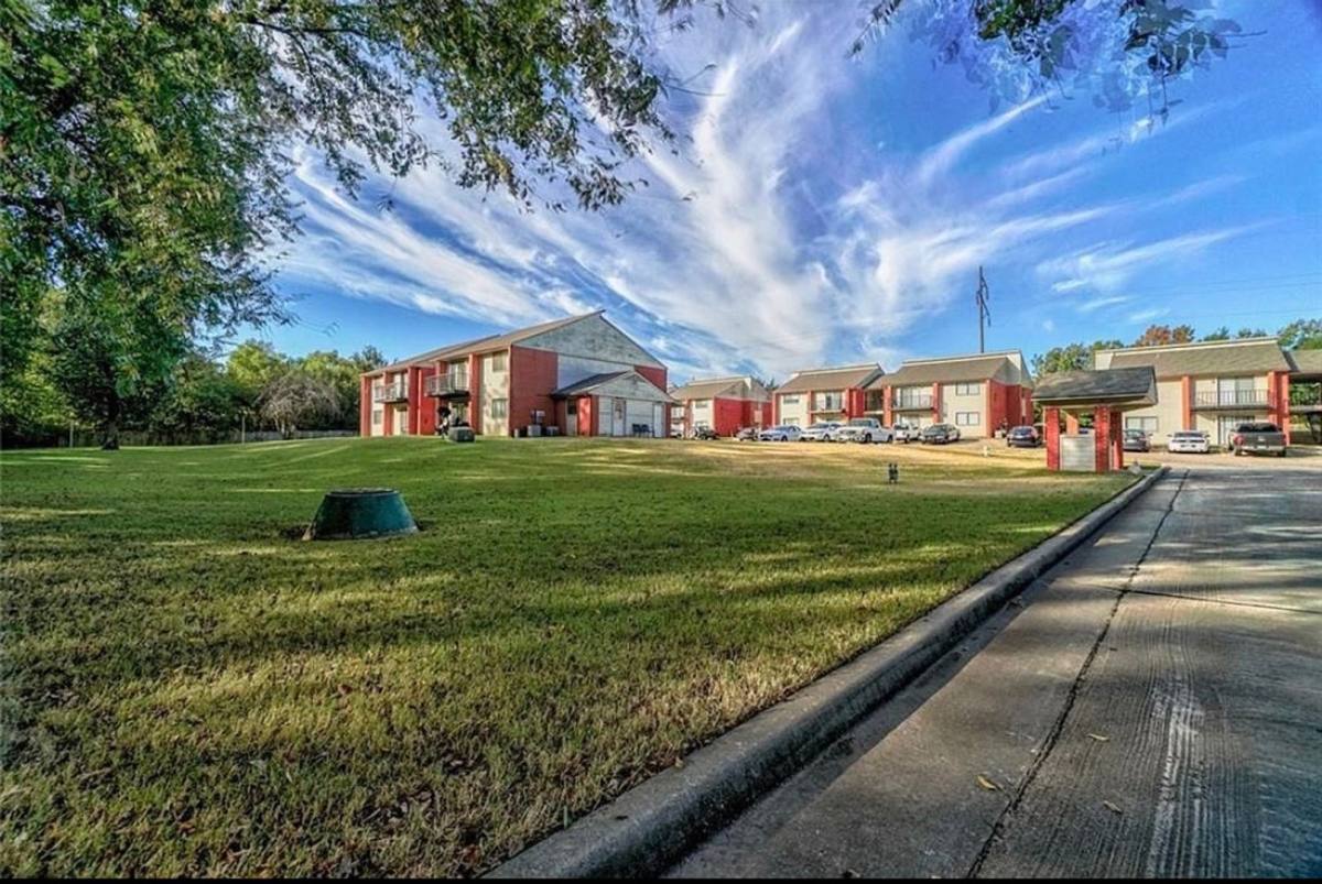 Apartment for rent at 4204 N Harrison St, Shawnee, OK 74804