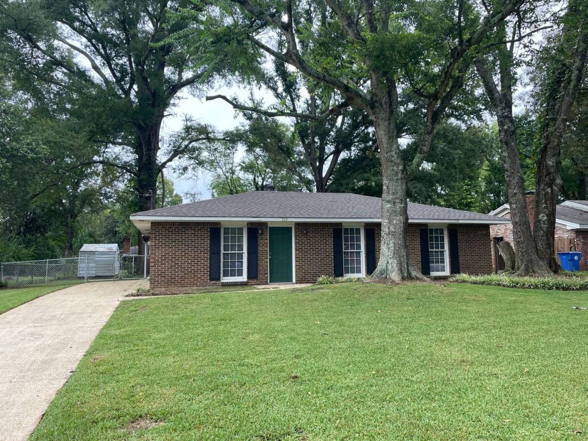 House for rent at 113 Warwick Dr, Prattville, AL 36066