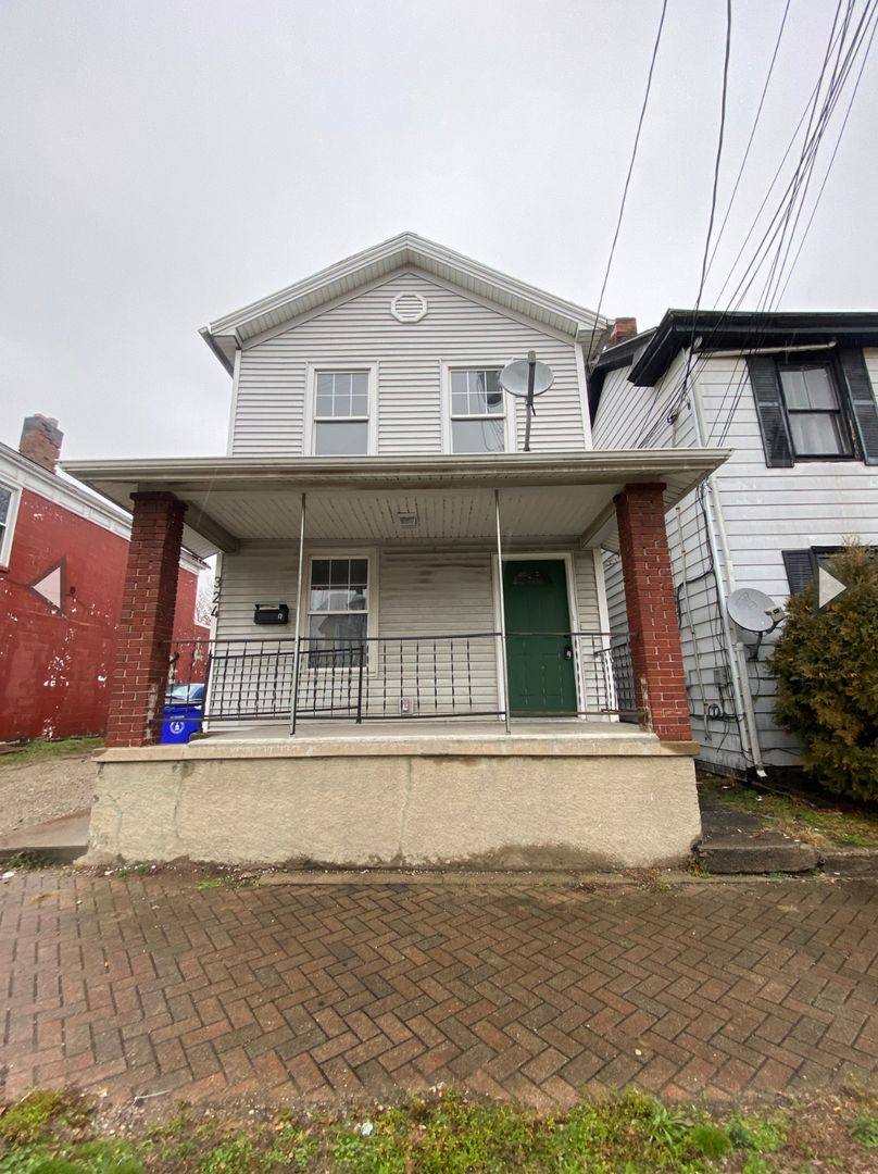 Apartment for rent at 324 Village St, Hamilton, OH 45011