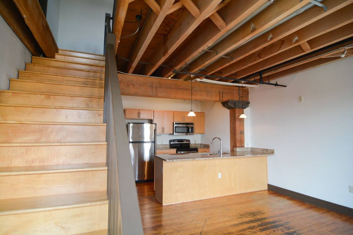 Apartment for rent at 424 S 12th St, Omaha, NE 68102