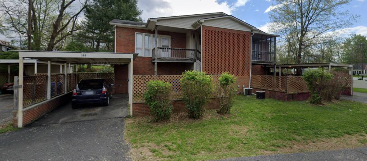 Apartment for rent at 300-315 Moundale Court, Winchester, KY 40391