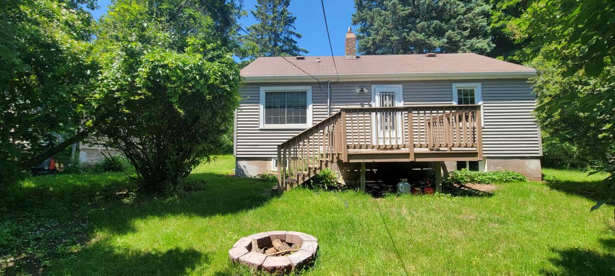 House for rent at 718 E Skyline Parkway, Duluth, MN 55805