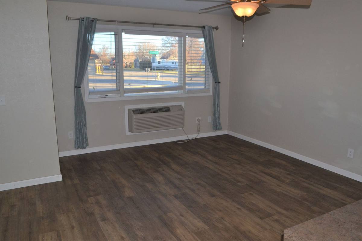 Townhouse for rent at 322 6th Ave SE, Stanley, ND 58784