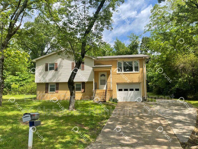 House for rent at 3712 Fox Trail Circle, Huntsville, AL 35810
