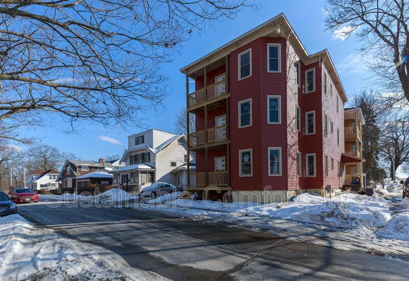 Apartment for rent at 26 Vinson St #3, Worcester, MA 01605
