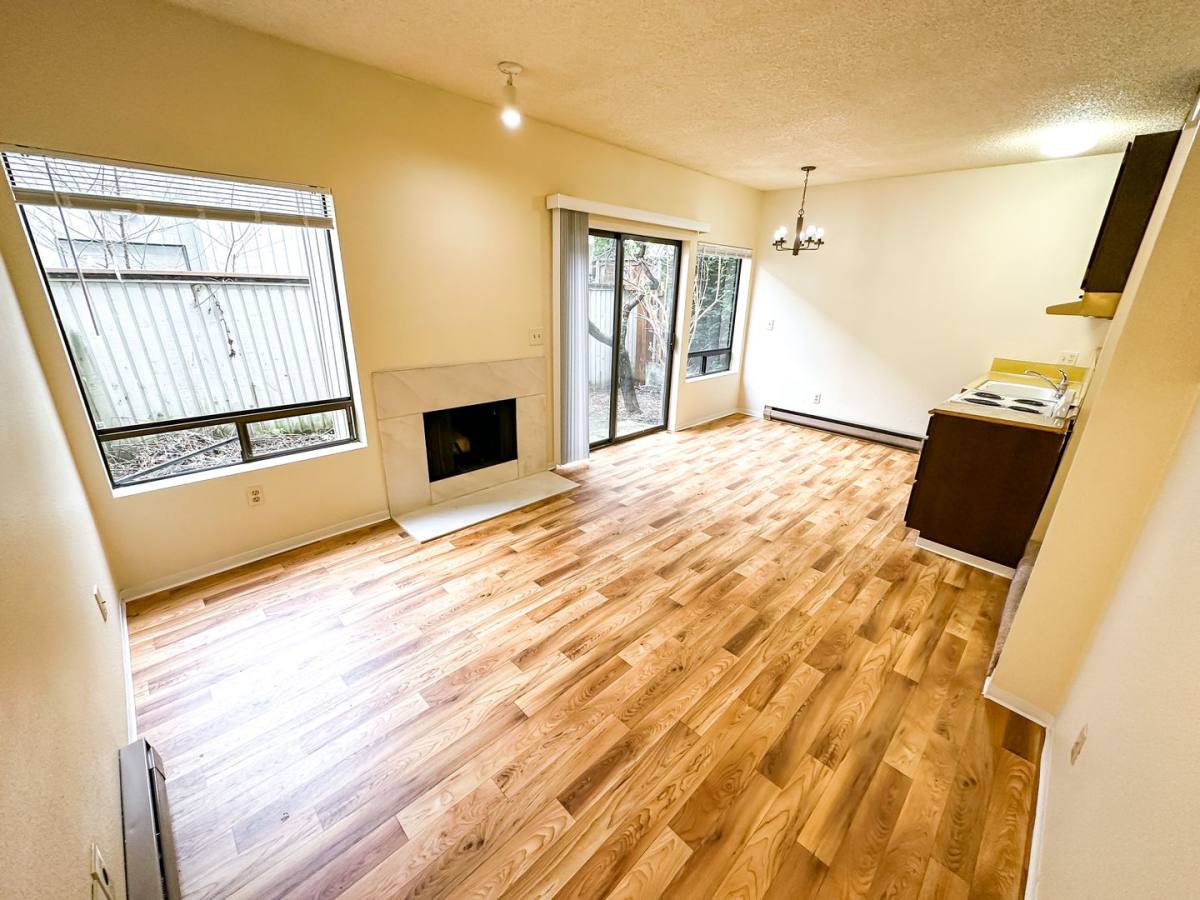 Apartment for rent at 1051 108th Ave NE, Bellevue, WA 98004
