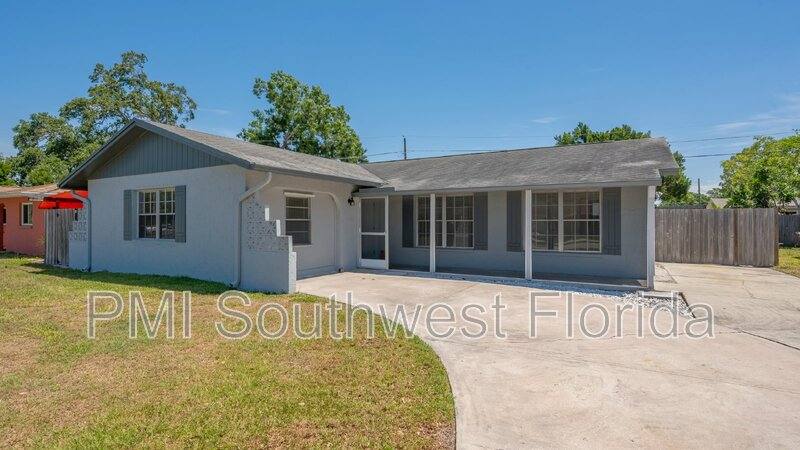 House for rent at 3915 Allan Place, Sarasota, FL 34241