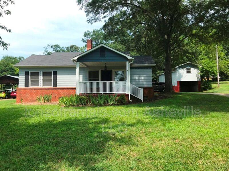 House for rent at 148 Briarwood Lane, Forest City, NC 28043