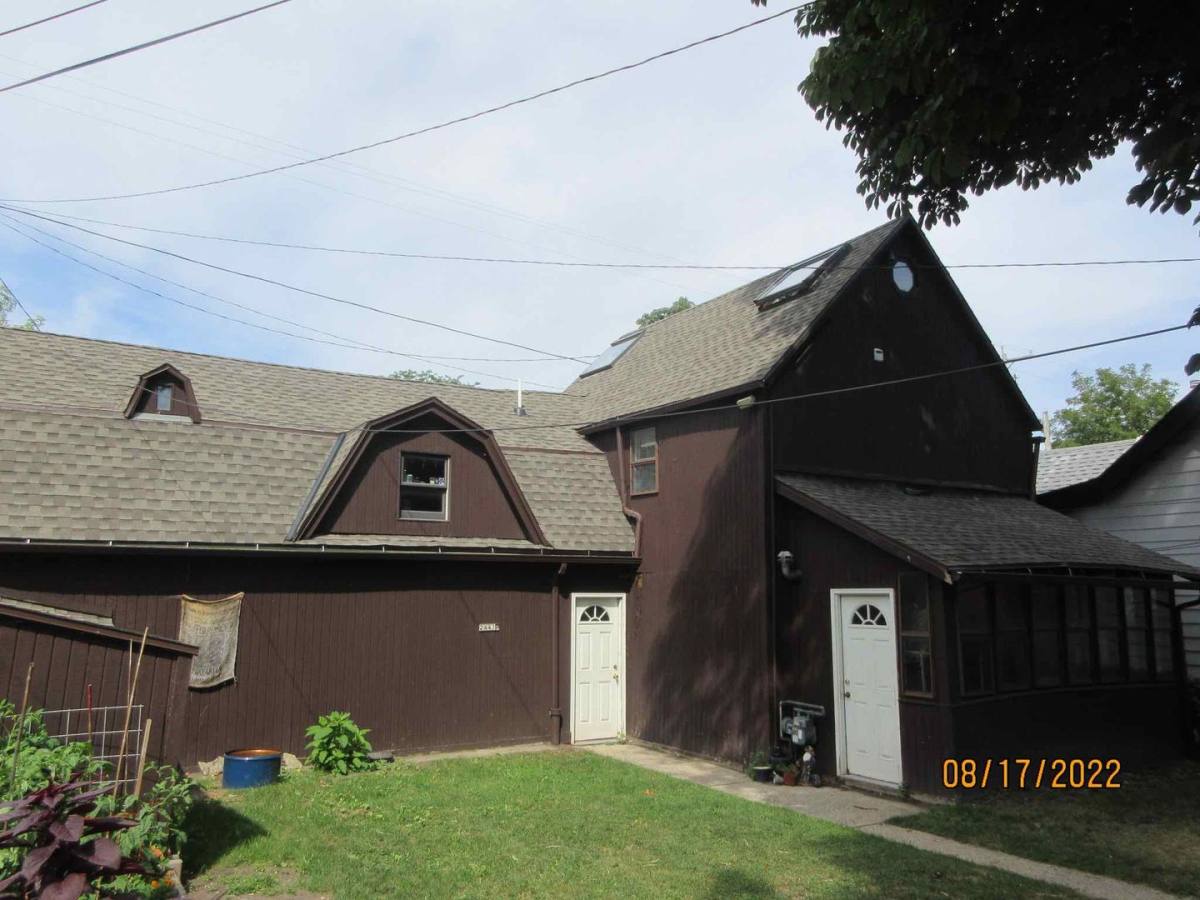 Apartment for rent at 2443 N Pierce St, Milwaukee, WI 53212