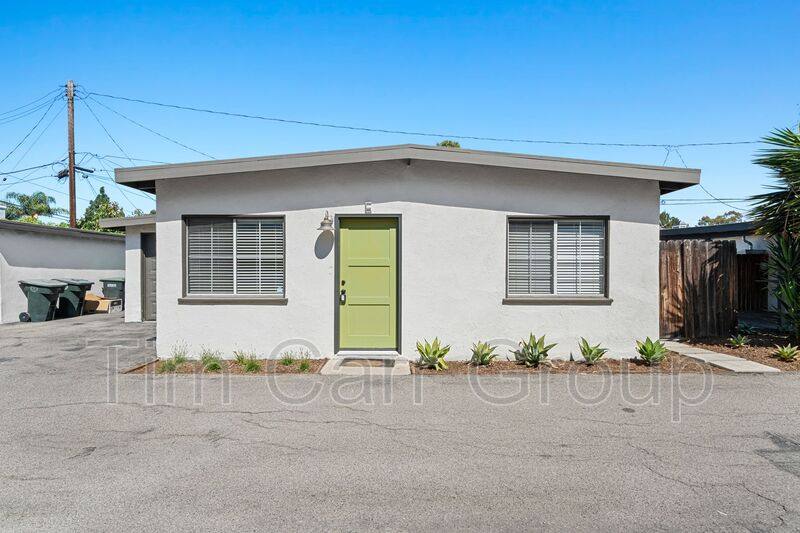 Apartment for rent at 2669 Orange Ave E, Costa Mesa, CA 92627