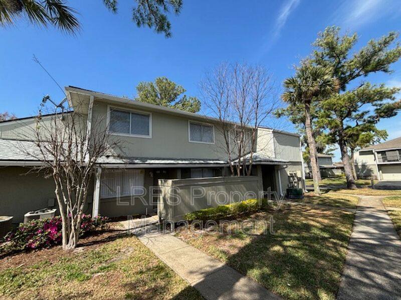 Townhouse for rent at 4444 Ring Neck Rd, Orlando, FL 32808
