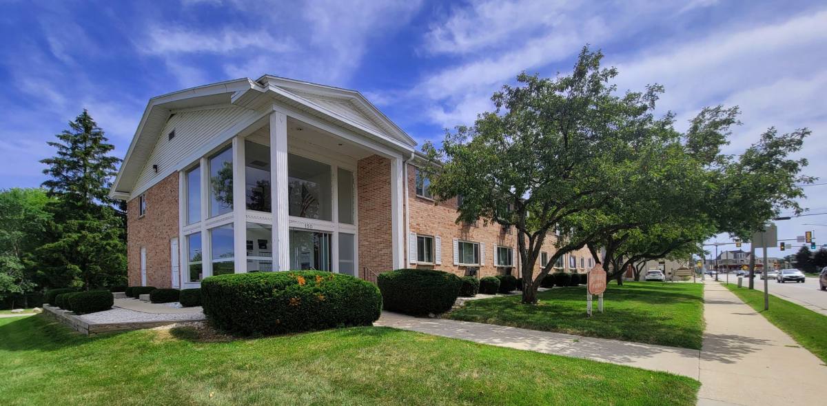 Apartment for rent at 150 E Dekora St, Saukville, WI 53080