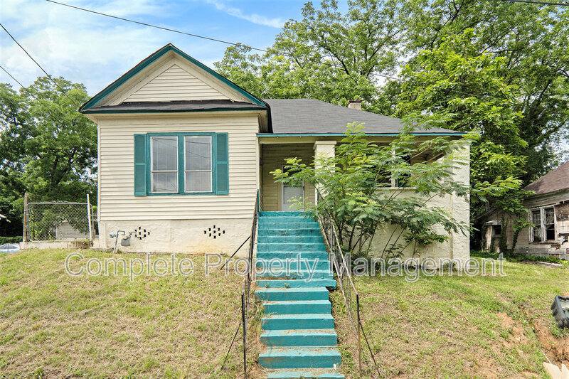 House for rent at 4316 6th Ave, Birmingham, AL 35224
