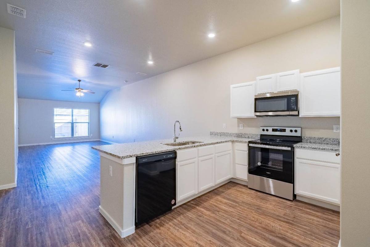 Apartment for rent at 2101 N Ave, Lubbock, TX 79403