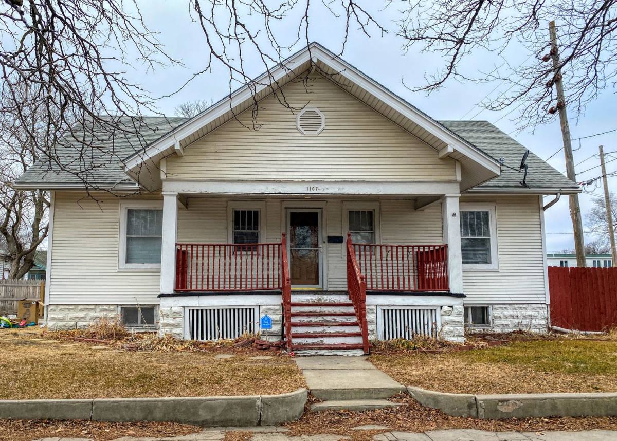House for rent at 1107 N Washington, Hutchinson, KS 67501
