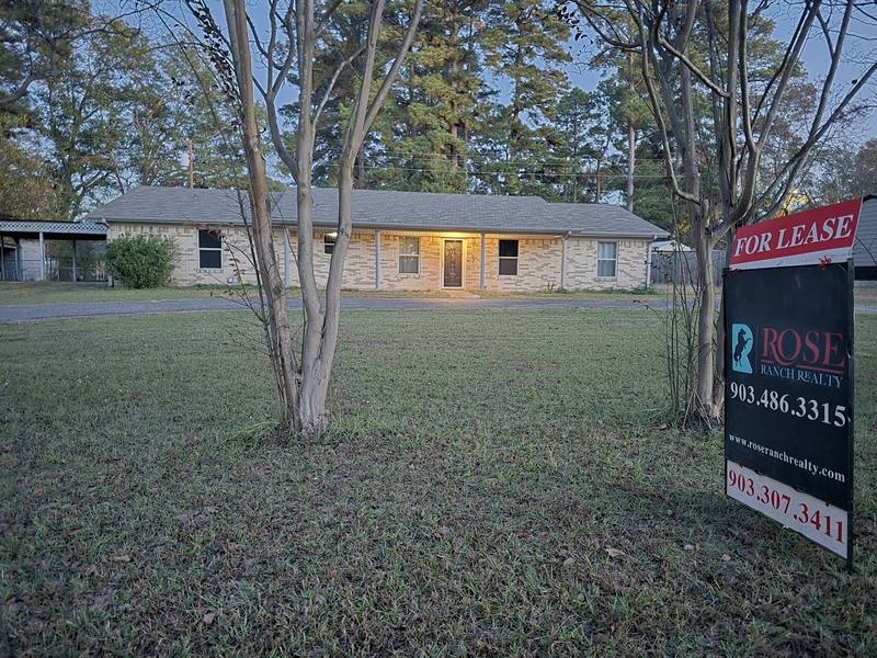 House for rent at 1514 State Highway 155 N E Sid, Gilmer, TX 75644
