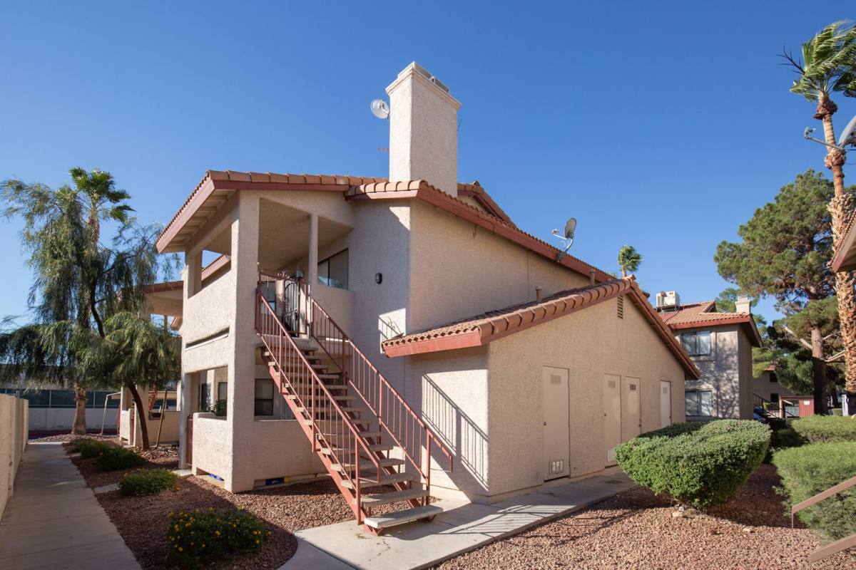 House for rent at 737 Rock Springs Dr, Las Vegas, NV 89128
