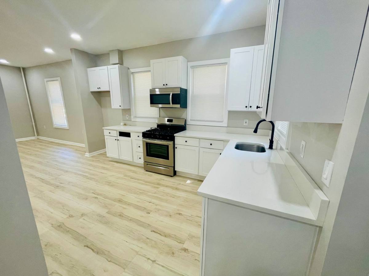 Apartment for rent at 90 - 92 Farley Ave, Newark, NJ 07108