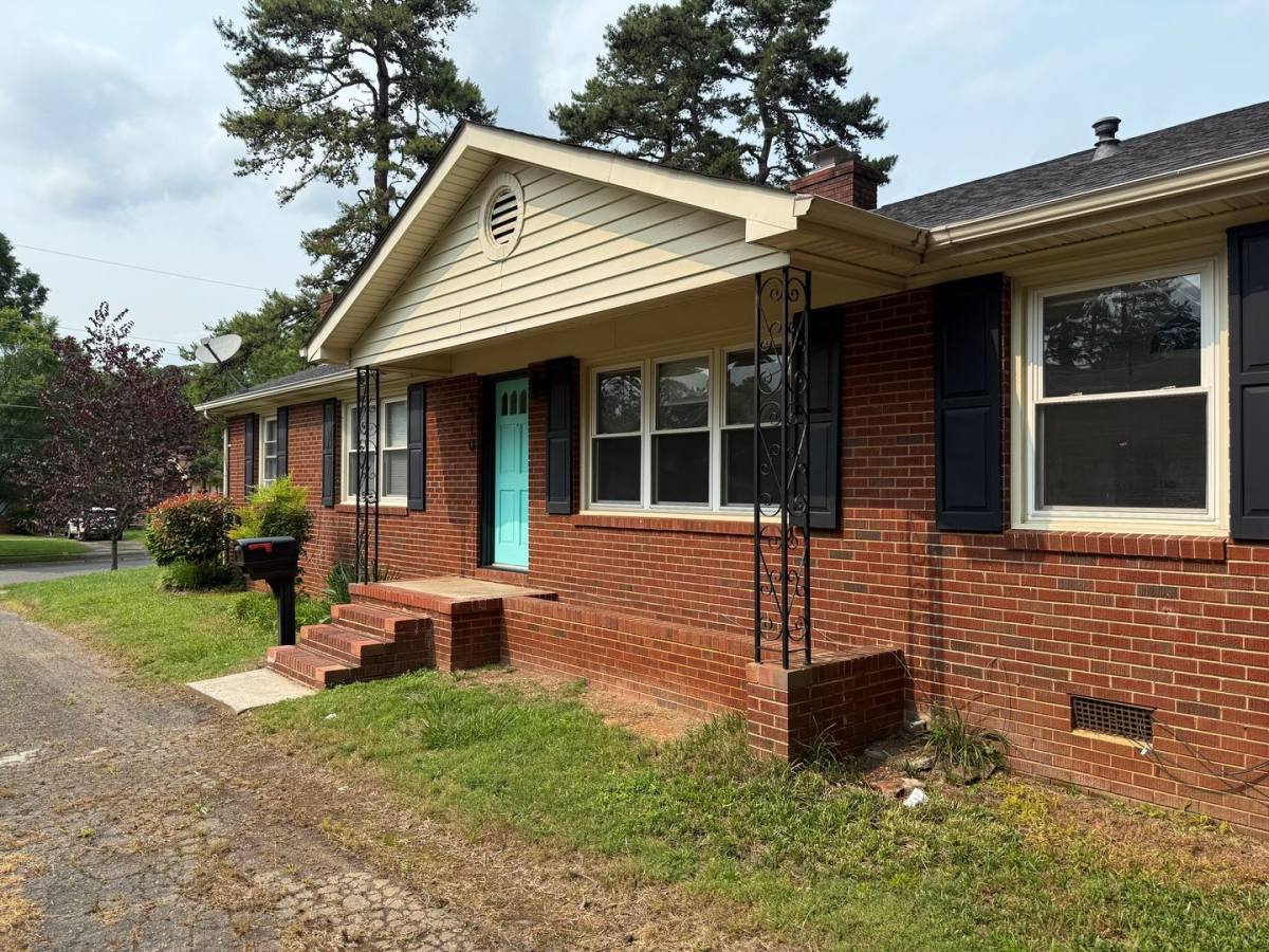 House for rent at 1510 Woodhill, Charlotte, NC 28205