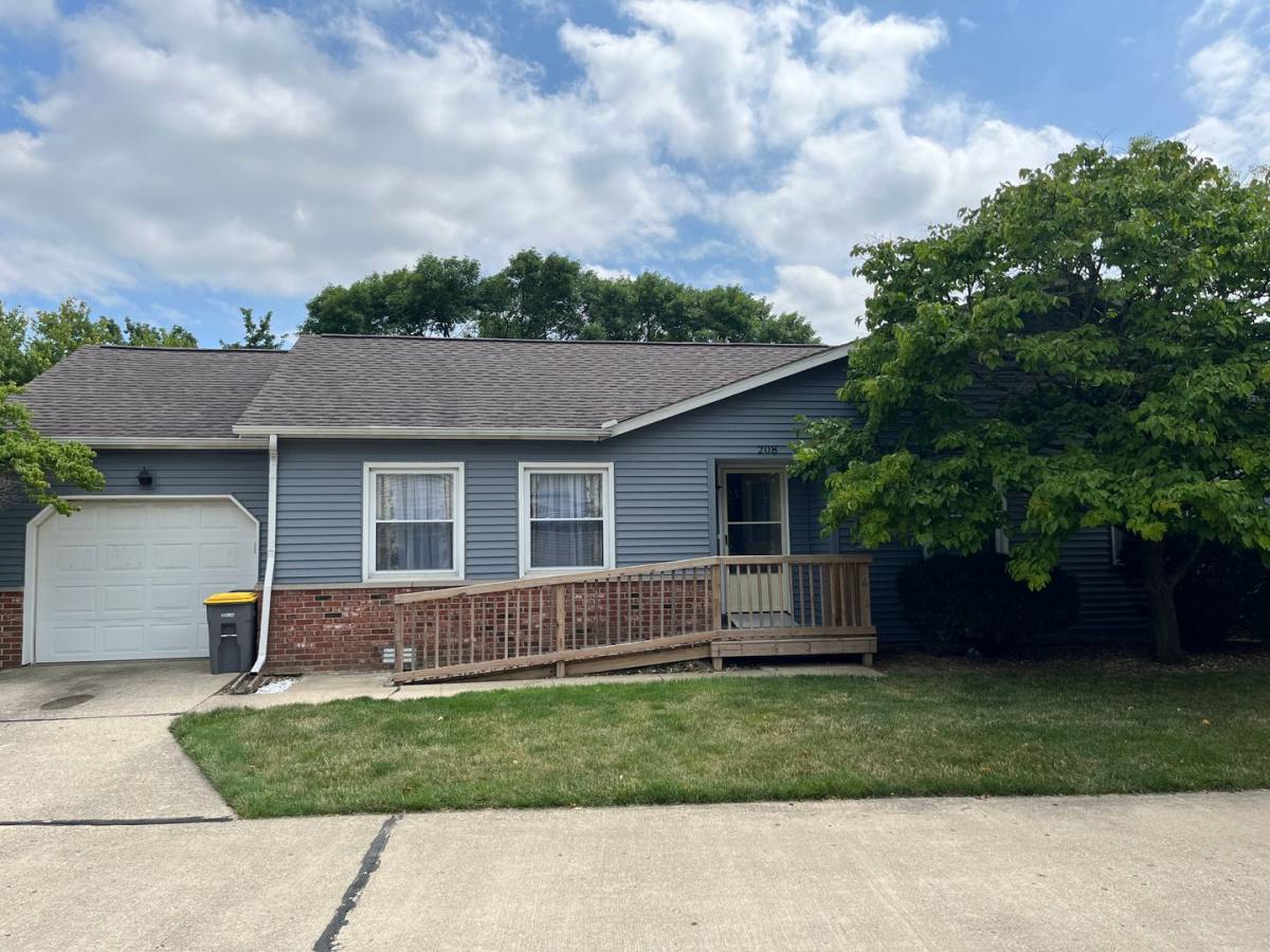 Condo for rent at 208 W Navajo St, West Lafayette, IN 47906