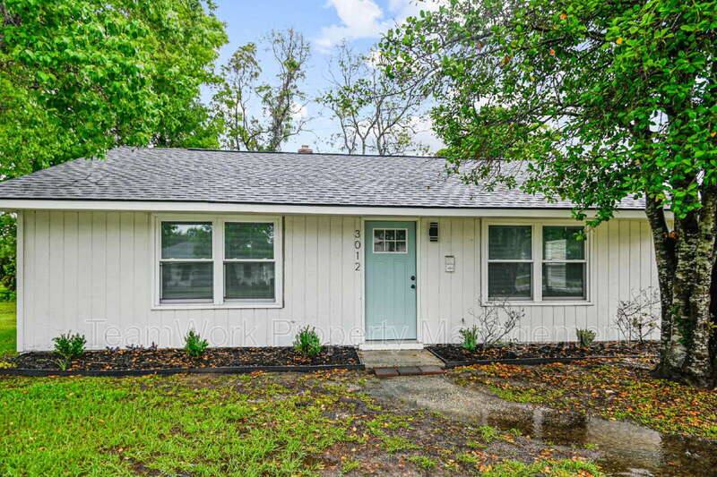 House for rent at 3012 Azalea Ave, North Charleston, SC 29405