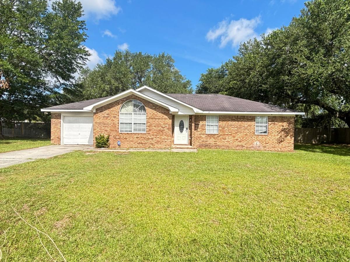 House for rent at 311 Cowart Rd, Hinesville, GA 31313