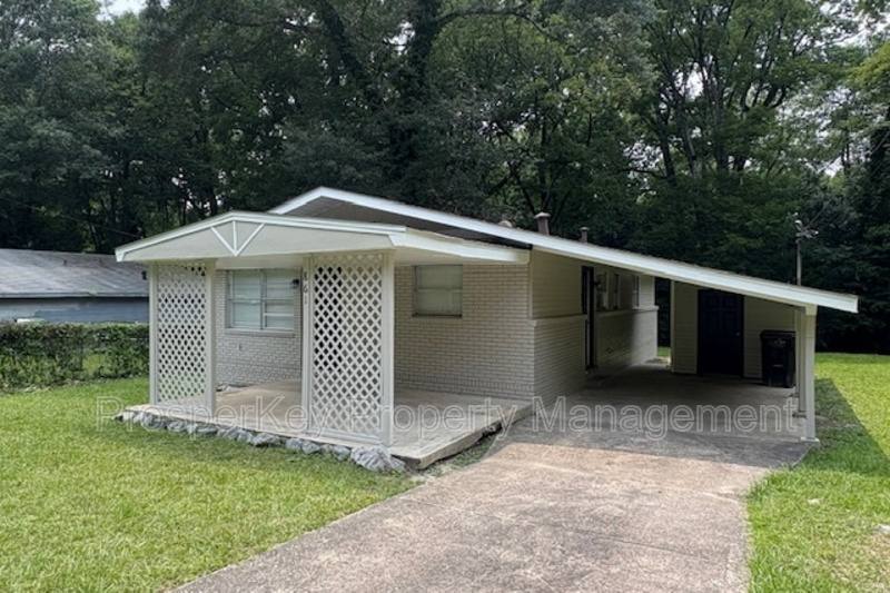 House for rent at 861 Wright Dr, Columbus, GA 31907