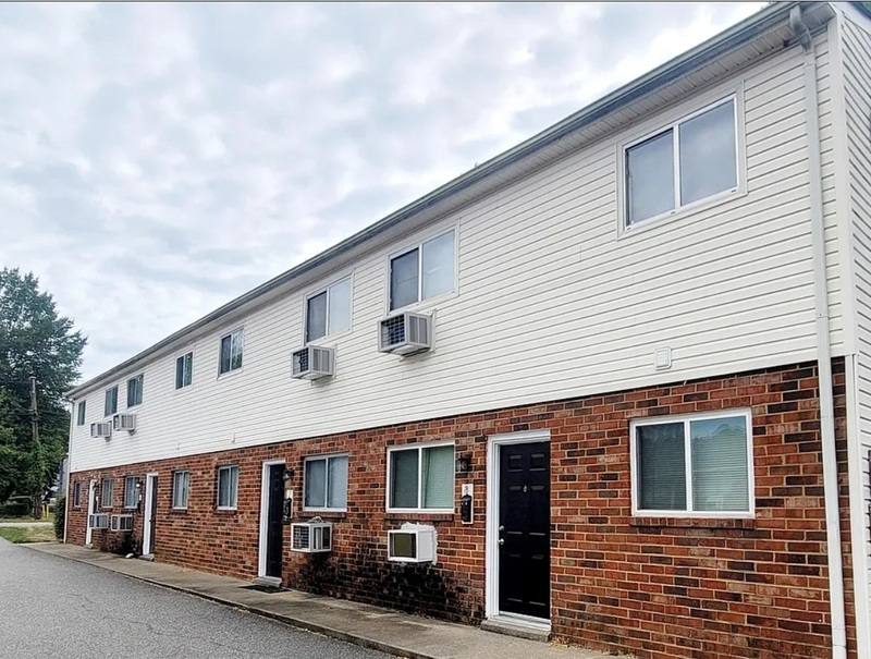 Apartment for rent at 1808 Willamsburg #4, Henrico, VA 23231