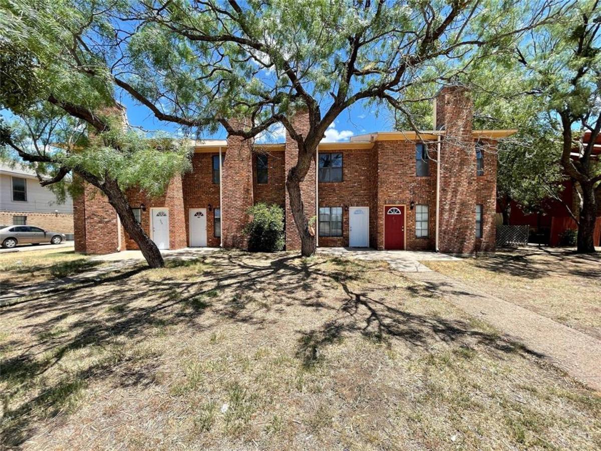 Townhouse for rent at 921 Bruce Way, Abilene, TX 79601