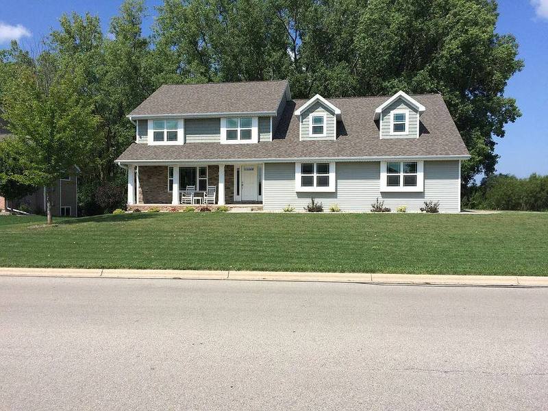 House for rent at 2377 Berkley Rd, De Pere, WI 54115