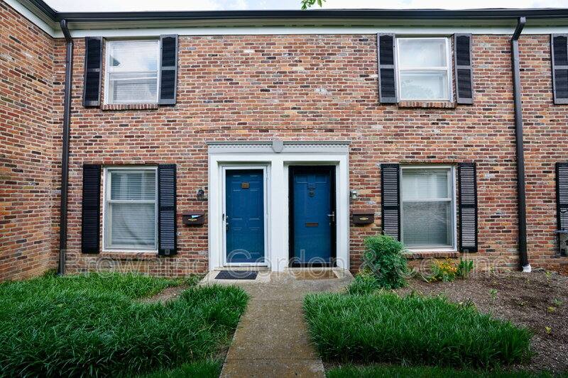 Apartment for rent at 5025 Hillsboro #17-K, Nashville, TN 37215