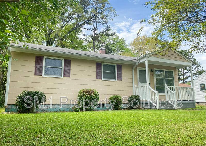 House for rent at 1502 Clegg St, Greensboro, NC 27407